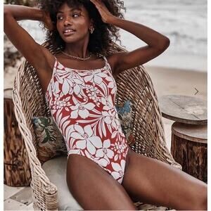 Summersalt Womens The Classic One Piece‎ Swimsuit in Red Floral Print Size 2